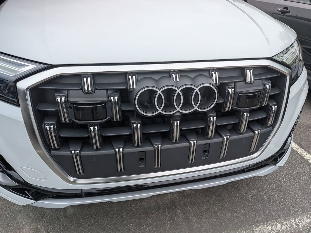 Used 2025 Audi Q7 3.0T Premium Plus w/ Premium Plus Package AWD/4WD image 15