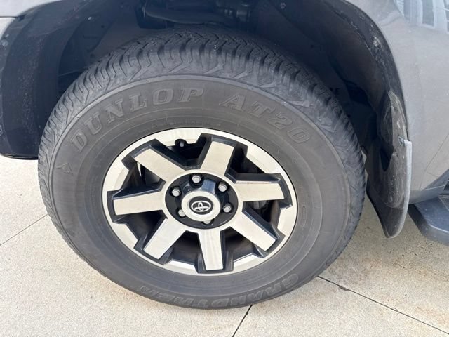 Used 2023 Toyota 4Runner TRD Off-Road Premium w/ Moonroof Package AWD/4WD image 12