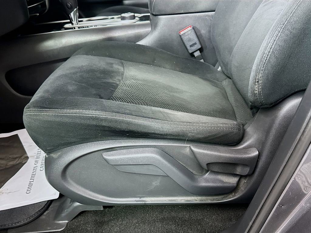 Used 2015 Nissan Pathfinder S image 18
