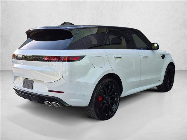 New 2026 Land Rover Range Rover Sport Dynamic SE AWD/4WD image 2