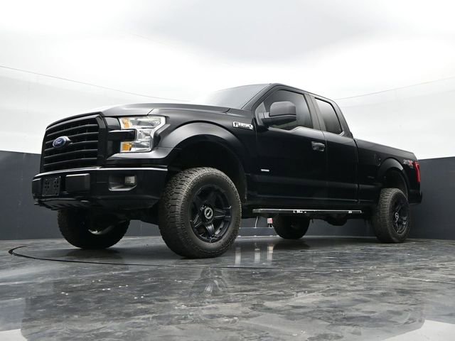 Used 2017 Ford F150 XL w/ Equipment Group 101A Mid AWD/4WD image 22