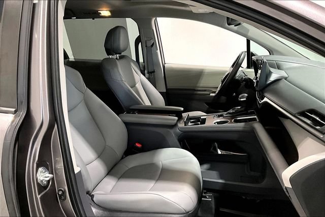 Used 2022 Toyota Sienna LE FWD image 35