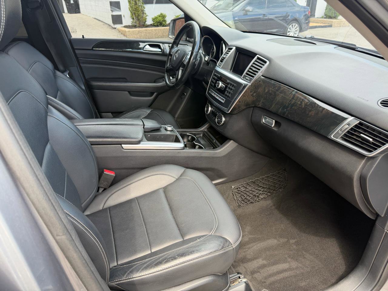 Used 2015 Mercedes-Benz ML 350 4MATIC image 9