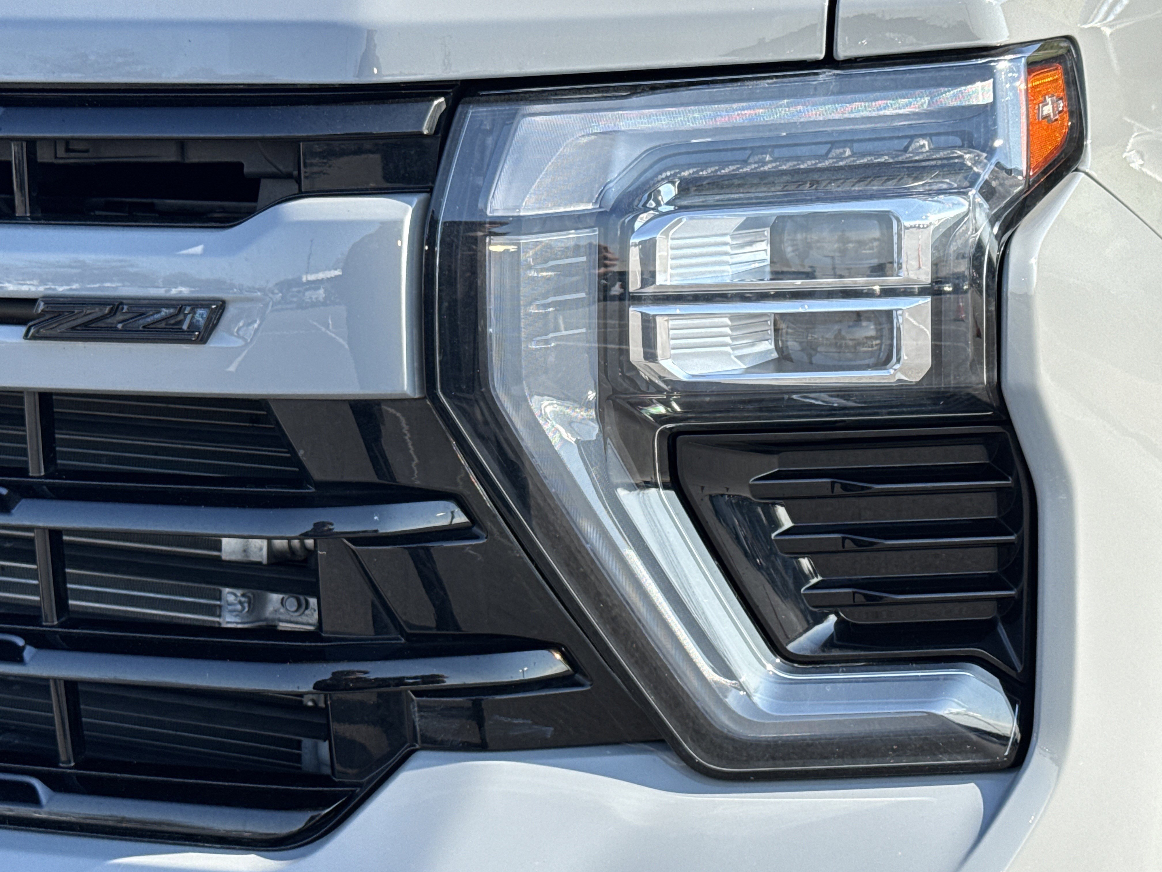 Used 2024 Chevrolet Silverado 2500 LTZ w/ LTZ Plus Package image 6