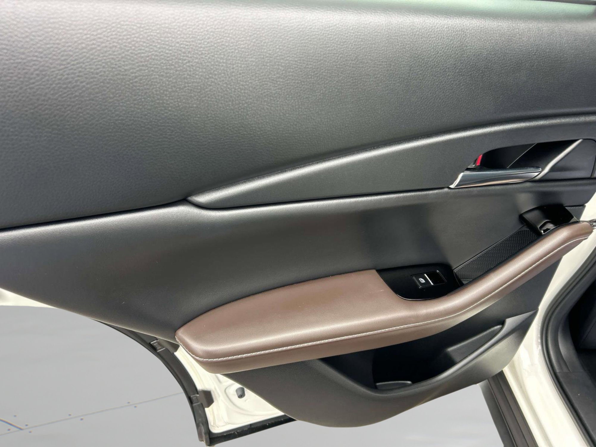 Used 2023 MAZDA CX-30 2.5 Turbo w/ Premium Package image 19