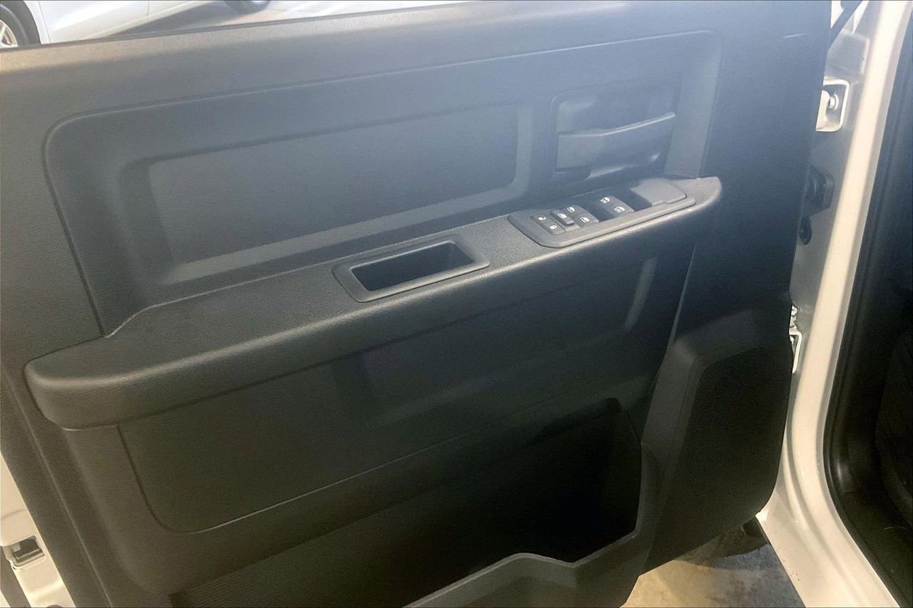 New 2026 RAM 2500 Tradesman w/ Chrome Appearance Group image 22
