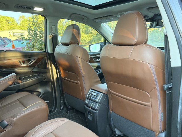 Used 2024 Subaru Ascent Touring w/ Popular Package #2 AWD/4WD image 19