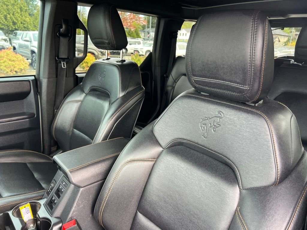 Used 2024 Ford Bronco Badlands image 16