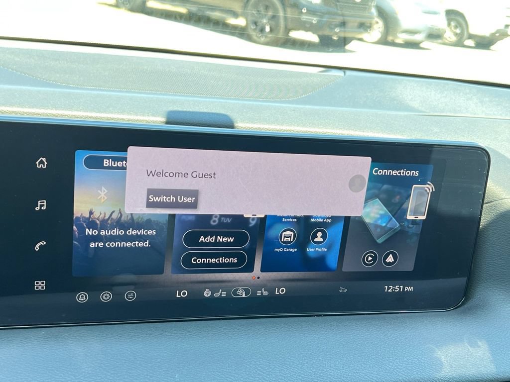New 2026 Nissan Sentra SR w/ SR Premium Package FWD image 9