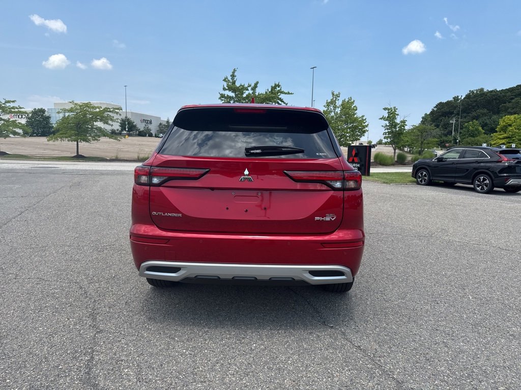 New 2025 Mitsubishi Outlander SEL image 8