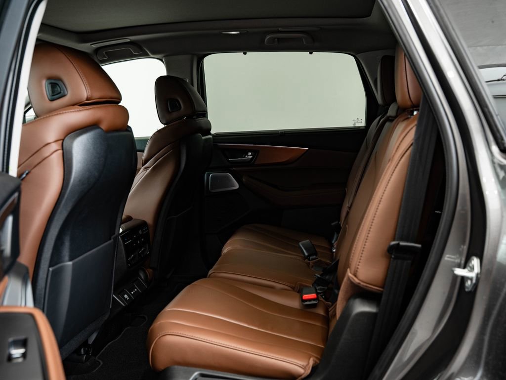 Certified 2026 Acura MDX w/ Technology Package image 44