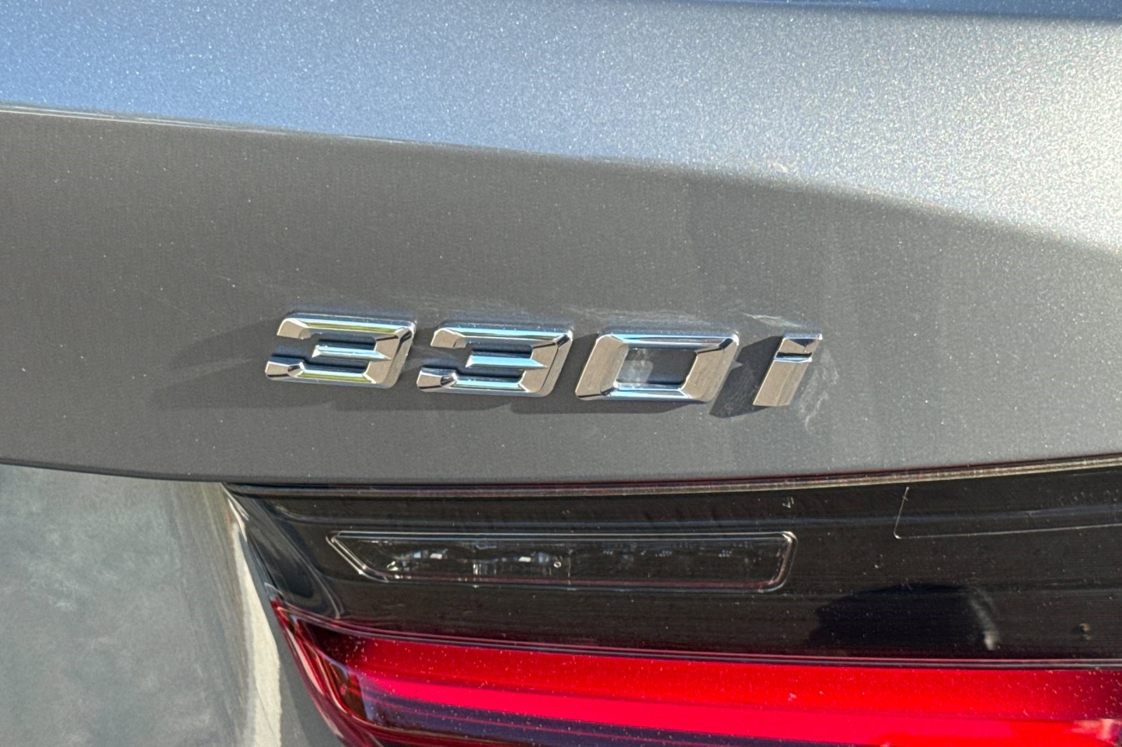 Used 2025 BMW 330i Sedan w/ Premium Package image 38