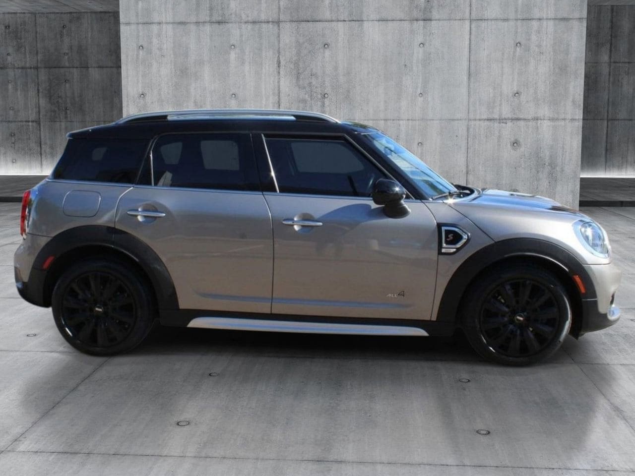 Used 2019 MINI Cooper Countryman S w/ Storage Package AWD/4WD image 6