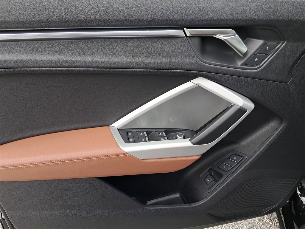 Certified 2024 Audi Q3 2.0T Premium Plus w/ Premium Plus Package image 20