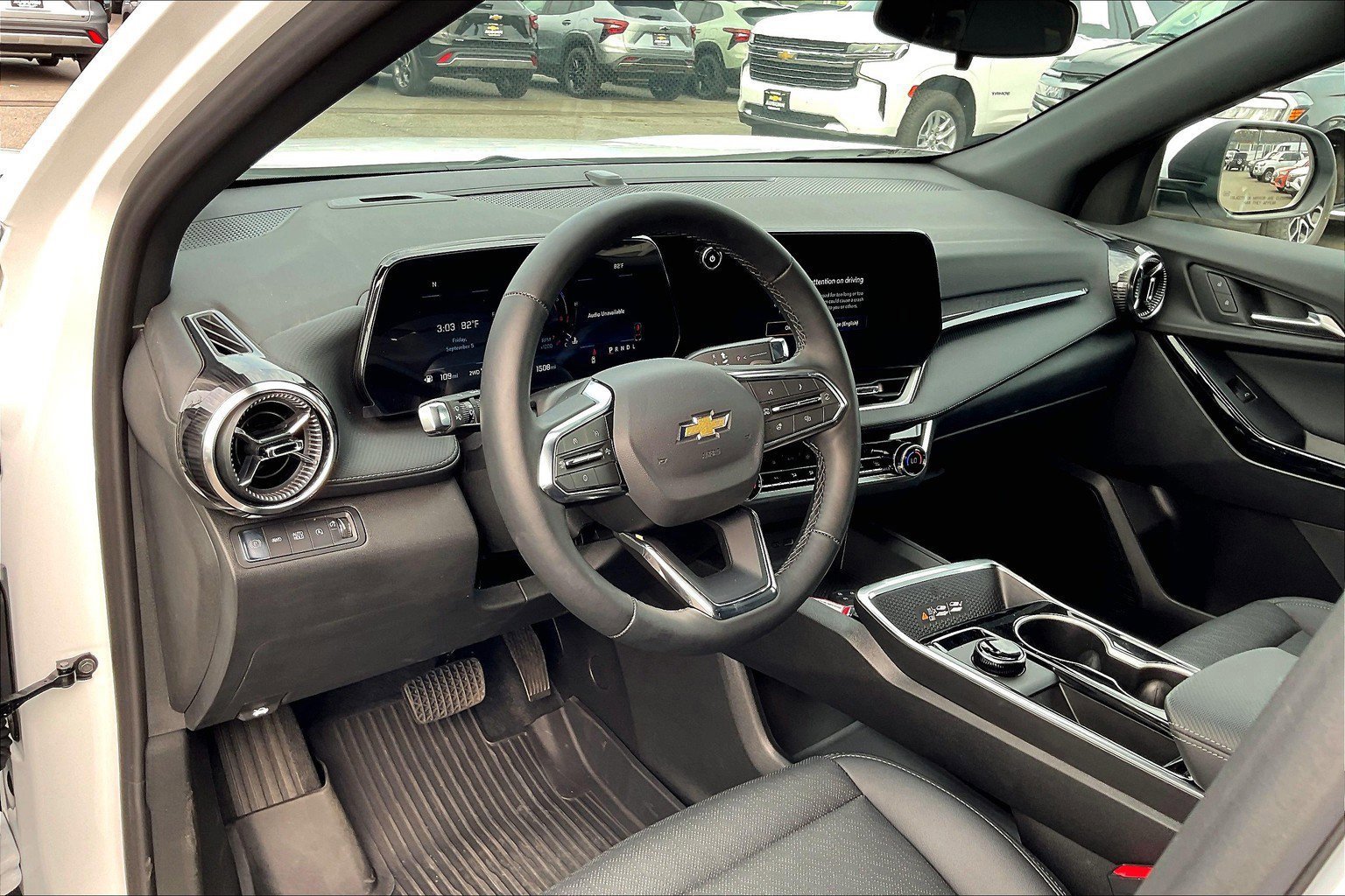 New 2026 Chevrolet Equinox LT w/ Convenience Package II image 6