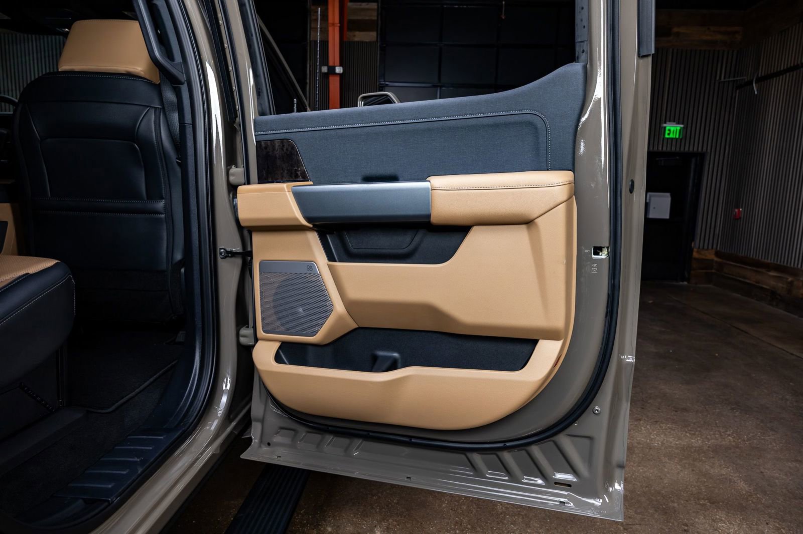 Used 2026 Ford F450 Lariat AWD/4WD image 37