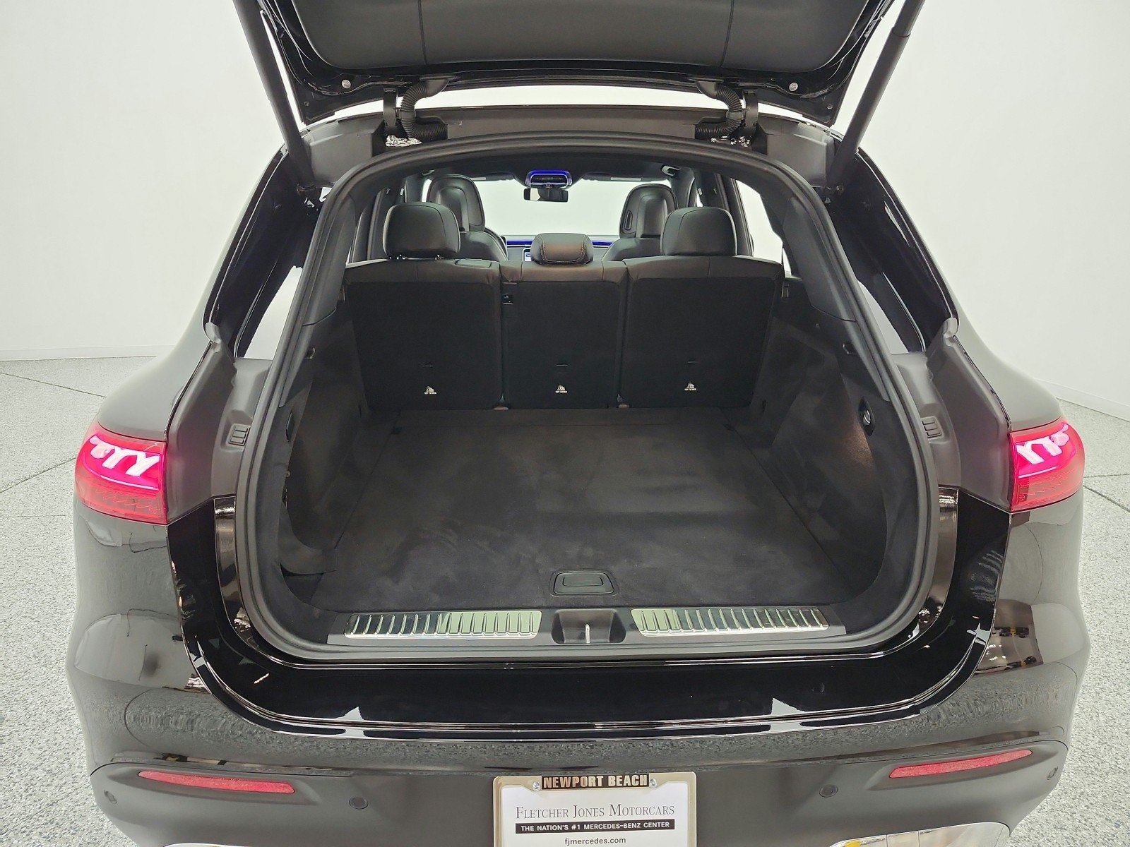 Certified 2023 Mercedes-Benz EQS 450+ SUV image 21