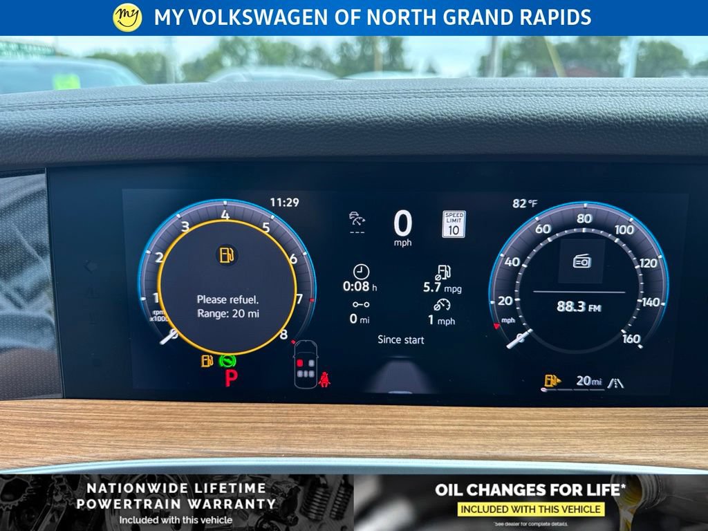 New 2026 Volkswagen Tiguan SEL R-Line AWD/4WD image 13