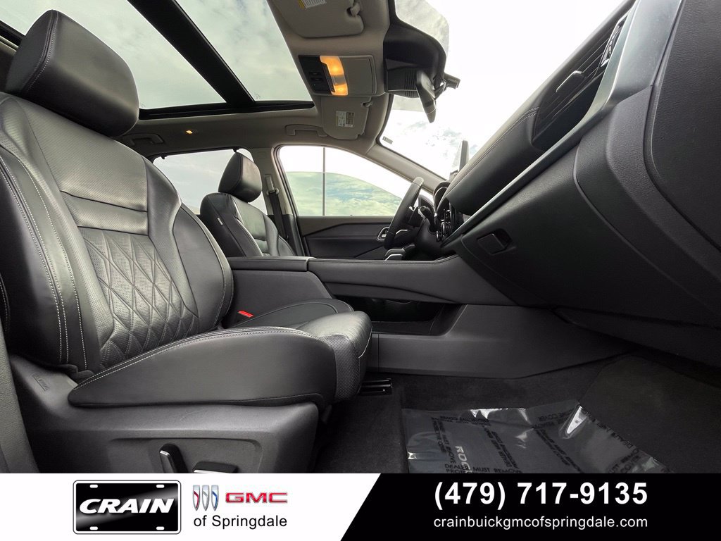 Used 2021 Nissan Rogue Platinum FWD image 30