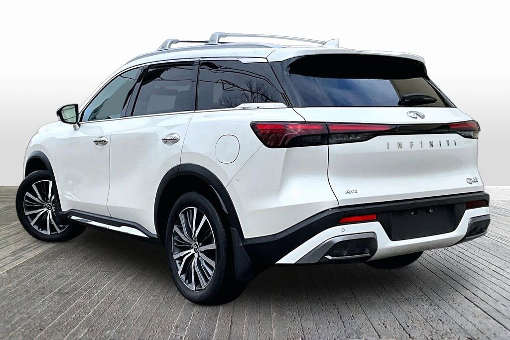 Certified 2025 INFINITI QX60 Sensory image 6