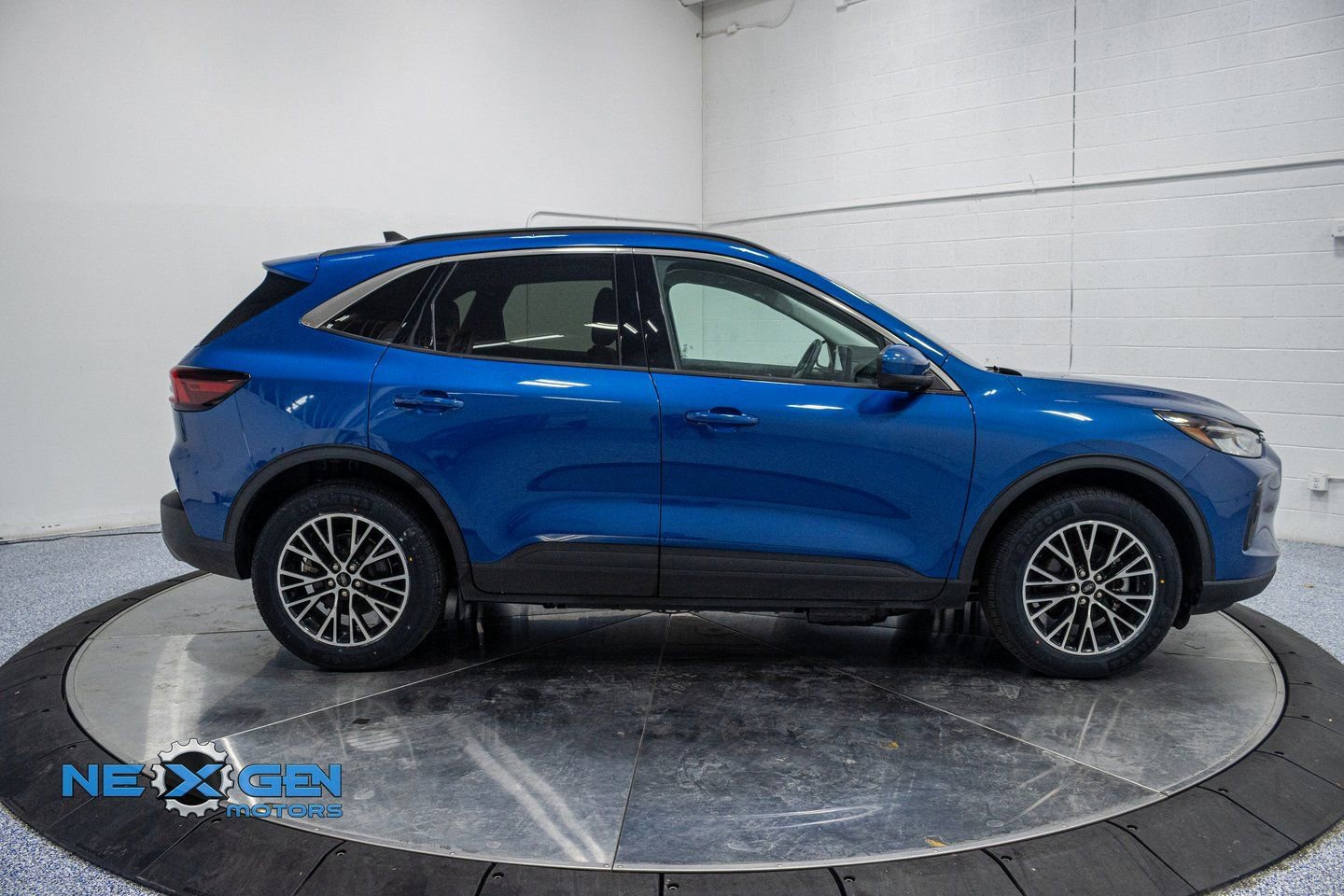 Used 2023 Ford Escape SE image 8