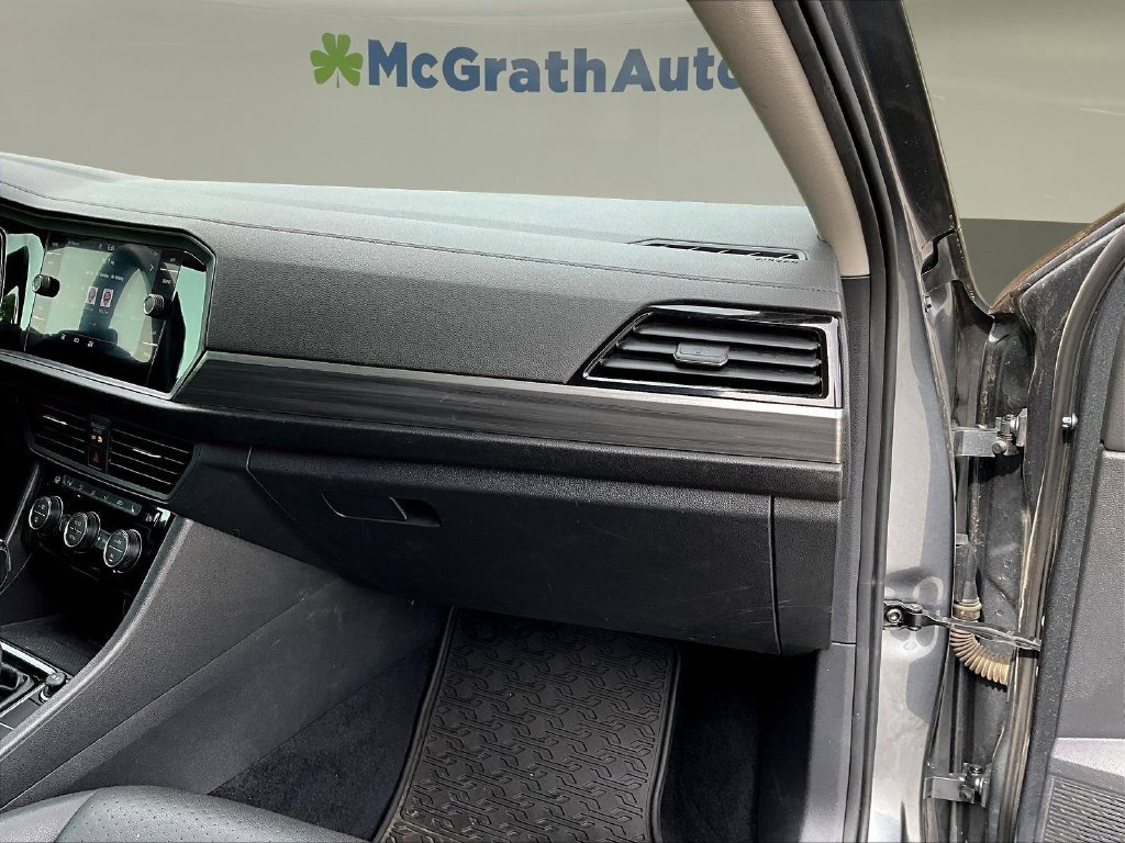 Used 2020 Volkswagen Jetta SEL FWD image 26