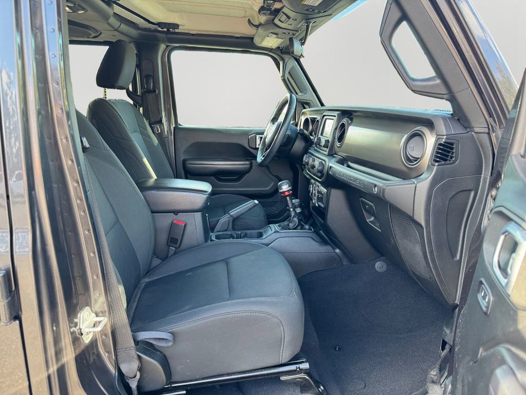 Used 2018 Jeep Wrangler Unlimited Sport S image 12
