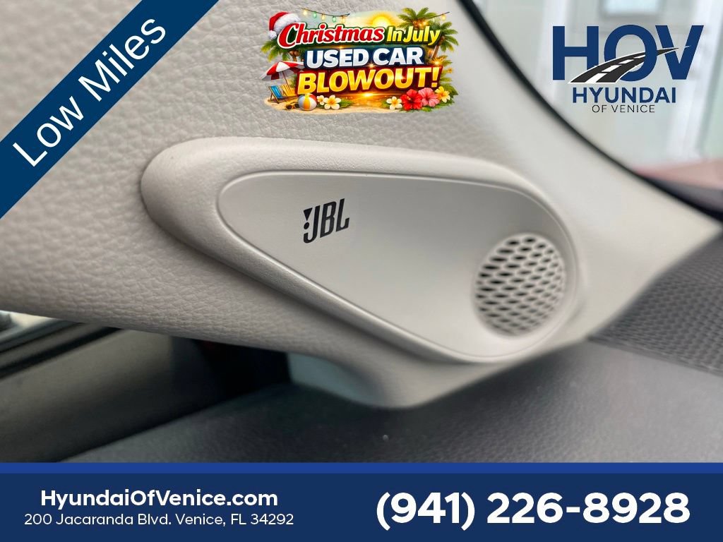 Used 2024 Toyota Corolla Cross LE w/ Moonroof Package FWD image 23