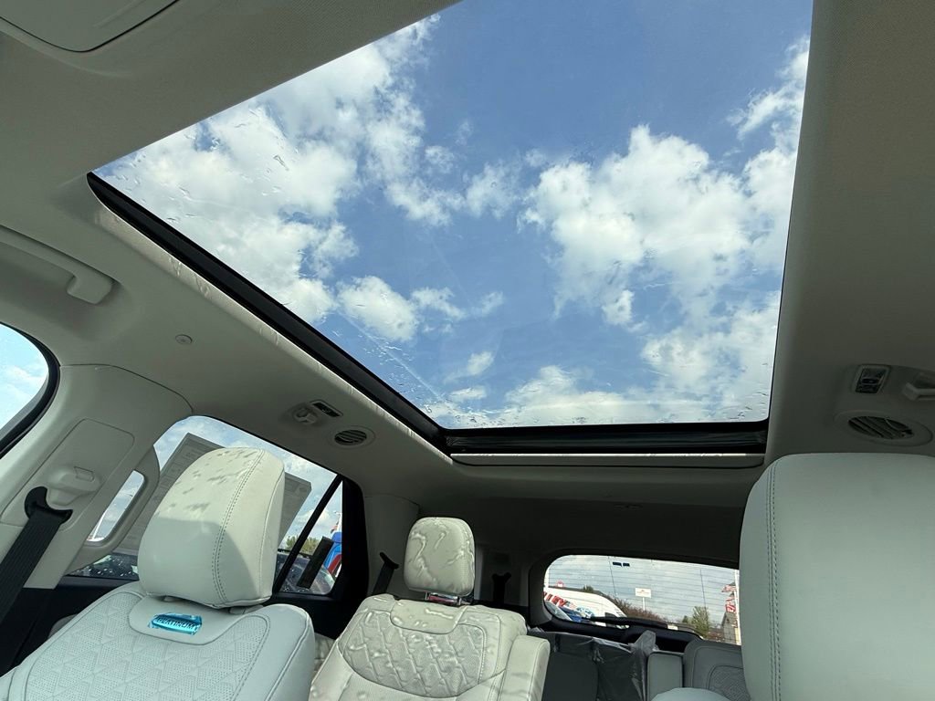 New 2026 Ford Explorer Platinum AWD/4WD image 25