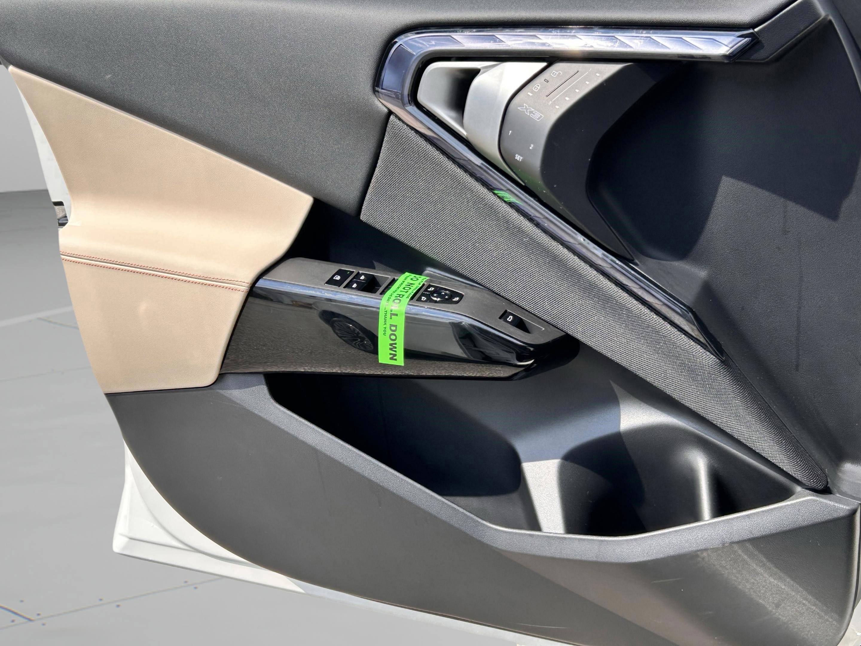 Used 2026 BMW X3 xDrive30 w/ Convenience Package image 23