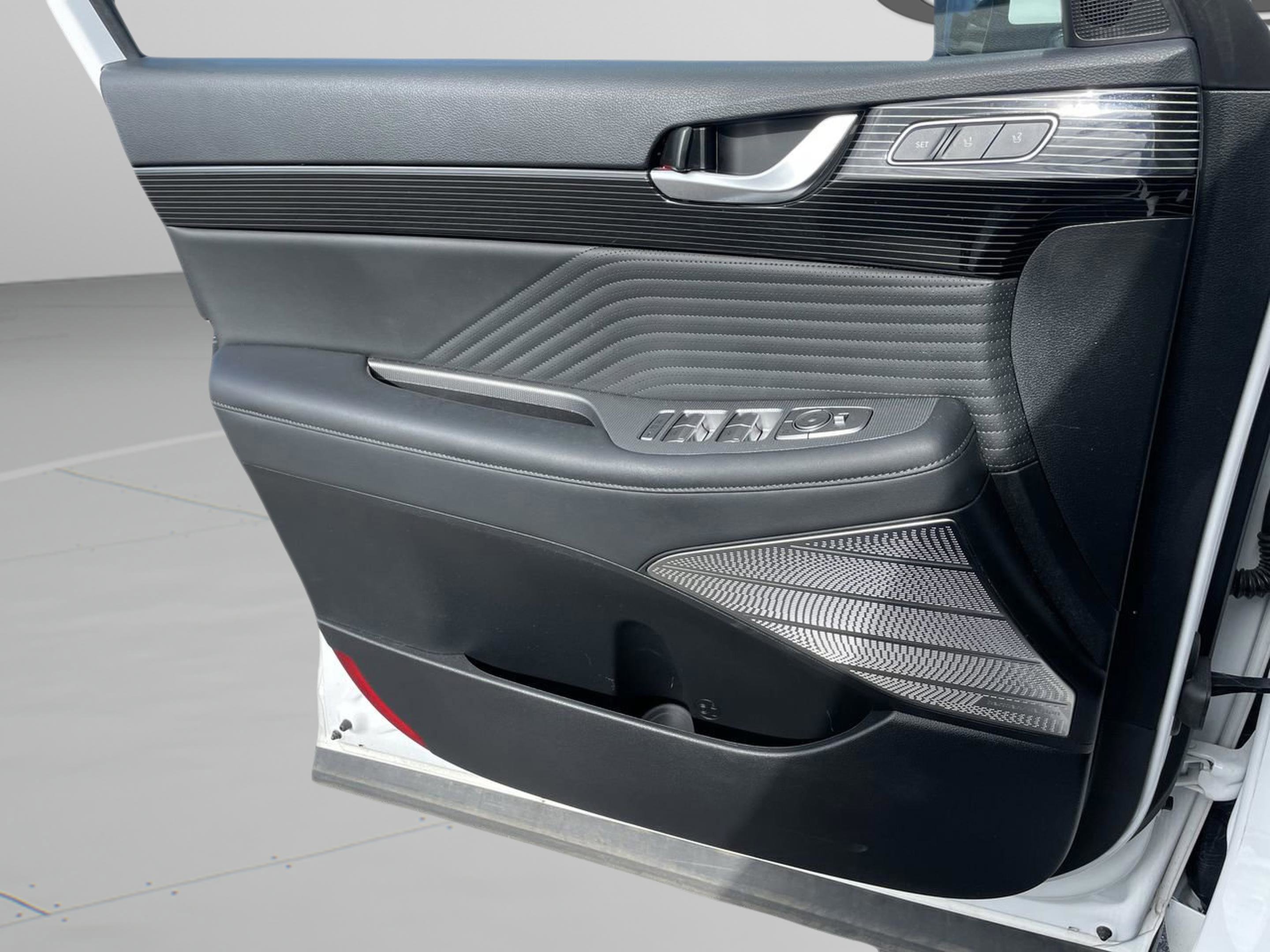 Certified 2023 Hyundai Palisade Calligraphy image 14