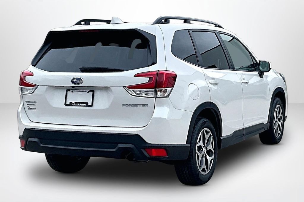 Used 2023 Subaru Forester Premium AWD/4WD image 5