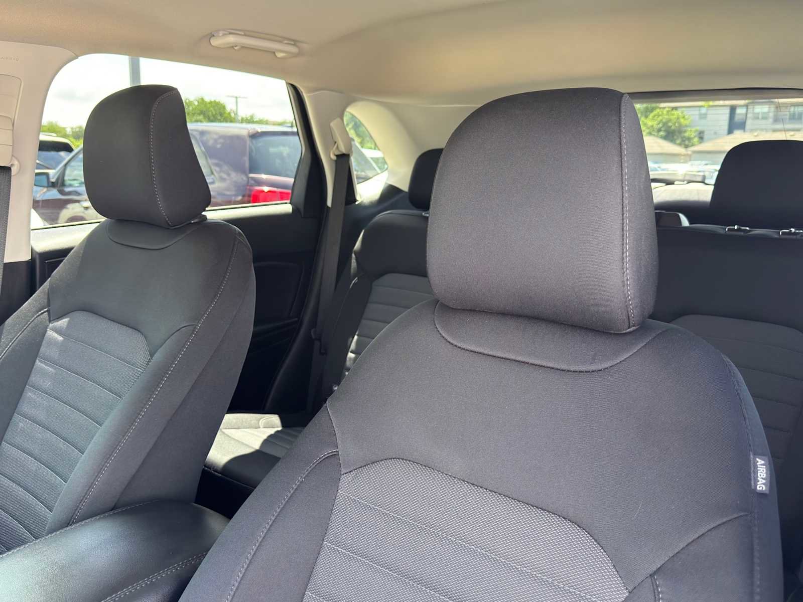 Used 2022 Ford Edge SE w/ Black Appearance Package AWD/4WD image 12