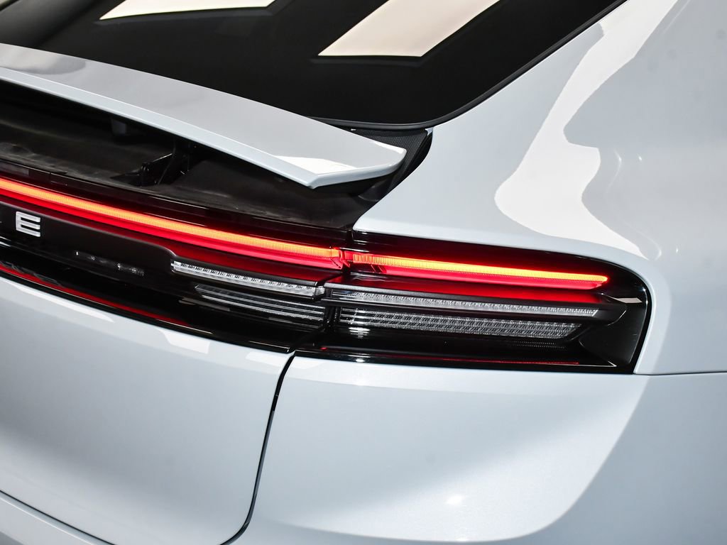 Used 2025 Porsche Macan 4 Electric AWD/4WD image 86