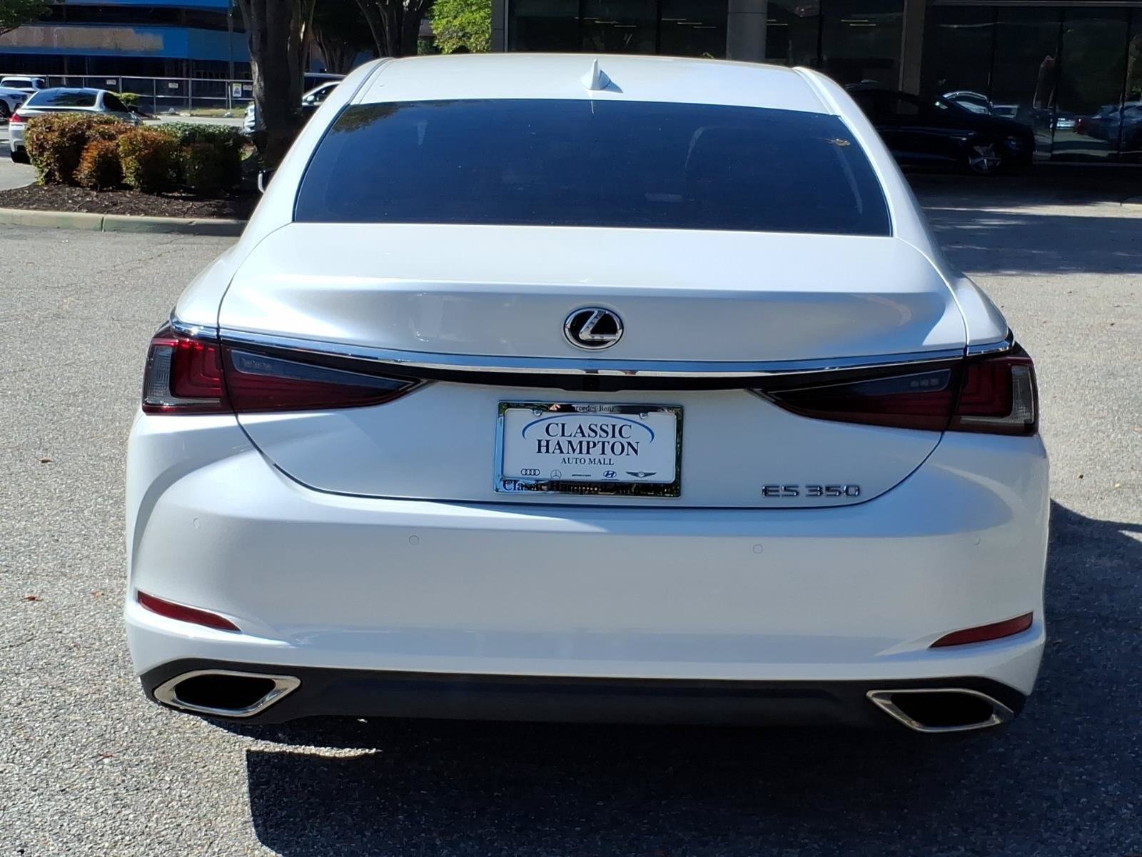 Used 2023 Lexus ES 350 w/ Premium Package FWD image 9