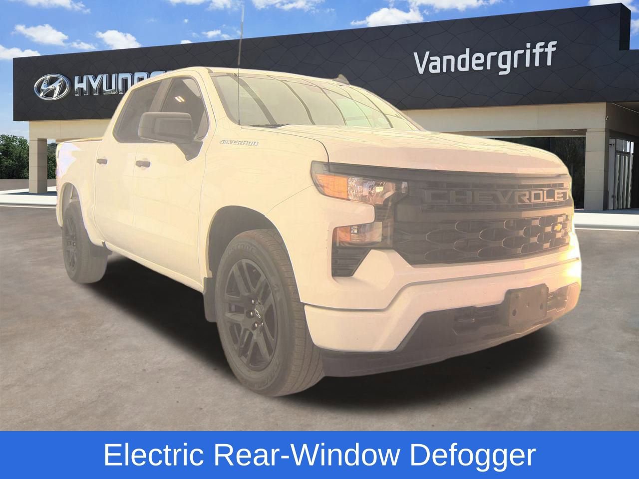 Used 2023 Chevrolet Silverado 1500 Custom image 11