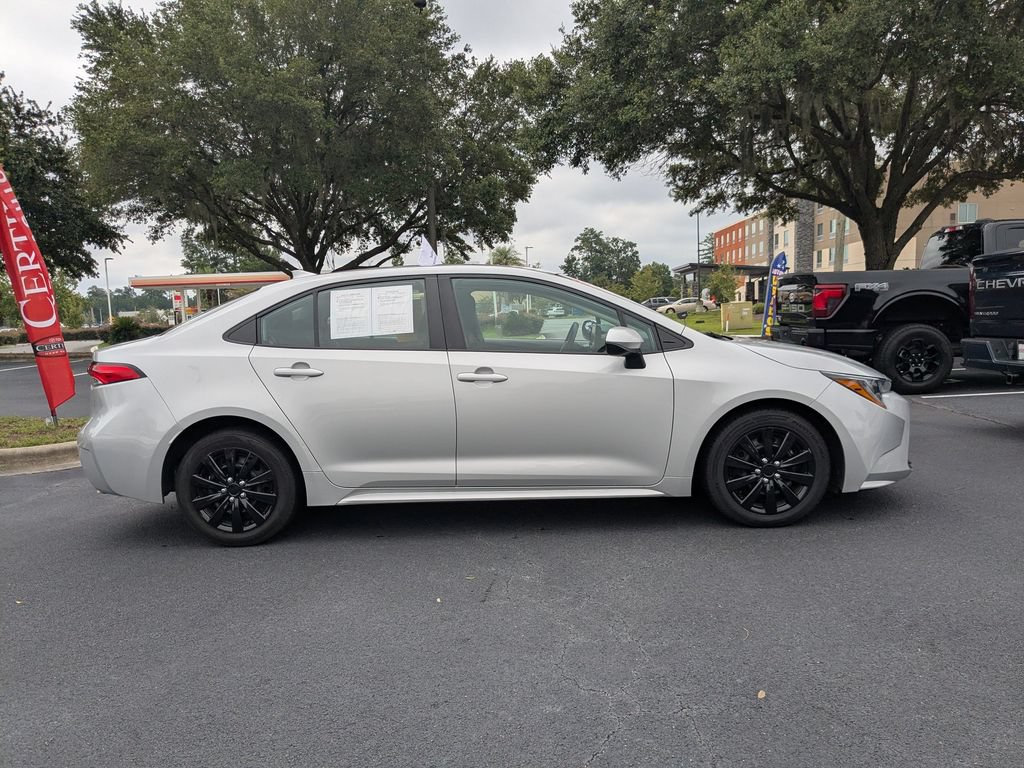 Certified 2024 Toyota Corolla LE FWD image 3