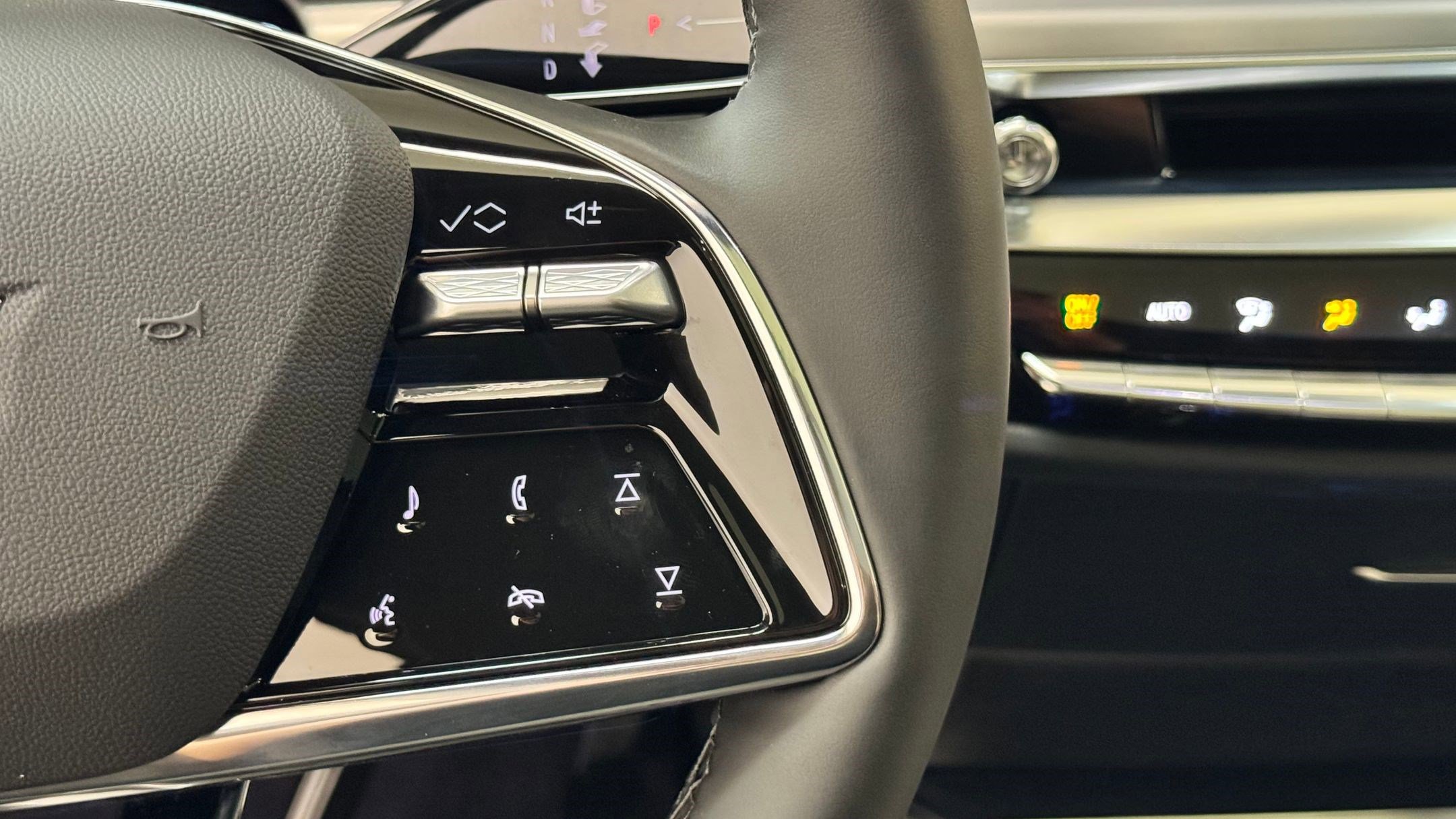 New 2026 Cadillac Lyriq Sport image 17