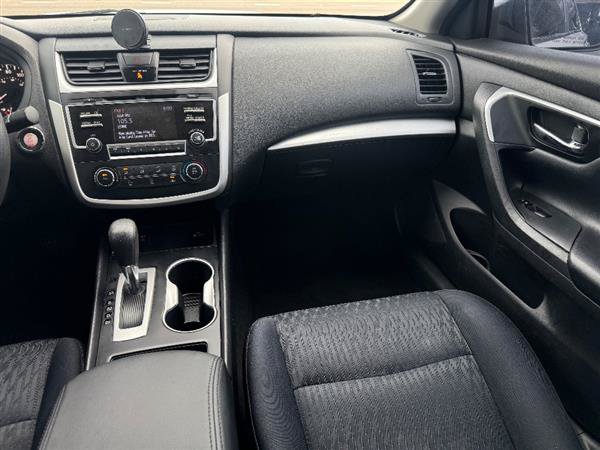 Used 2017 Nissan Altima 2.5 S w/ Power Driver Seat Package FWD image 10