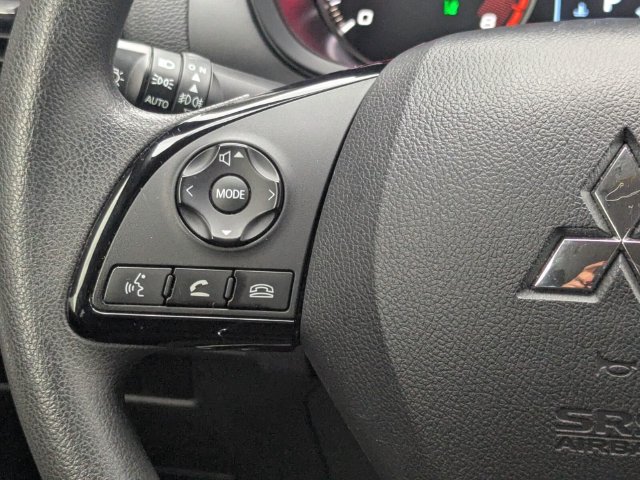 Used 2025 Mitsubishi Eclipse Cross AWD image 18