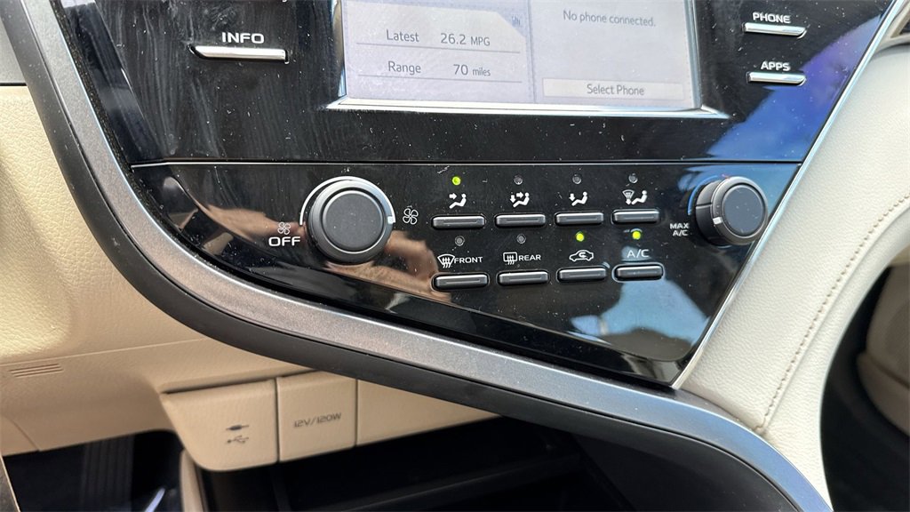 Used 2018 Toyota Camry LE image 52