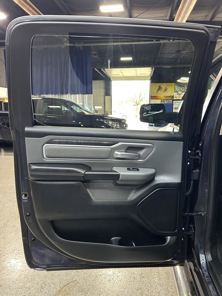 Used 2020 RAM 1500 Big Horn AWD/4WD image 34