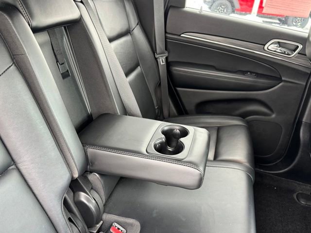 Used 2019 Jeep Grand Cherokee Limited image 16