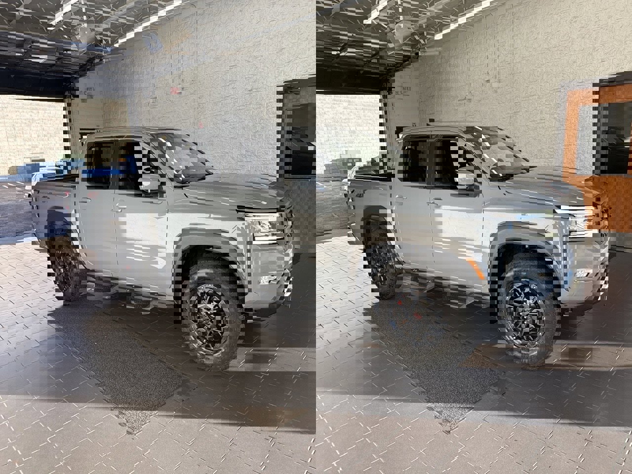 Used 2022 Nissan Frontier PRO-4X w/ Pro-4X Premium Package