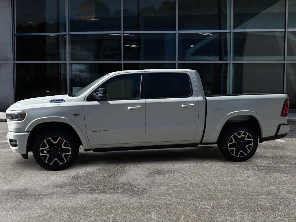 New 2026 RAM 1500 Laramie AWD/4WD image 4
