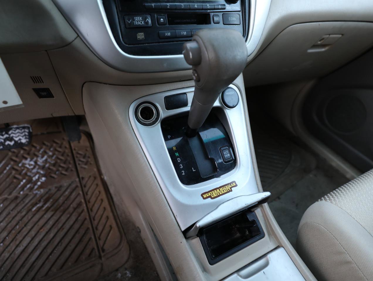 Used 2004 Toyota Highlander 2WD V6 image 18