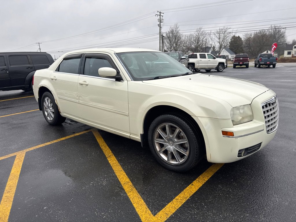 Used 2007 Chrysler 300 Touring L w/ Luxury Group image 4