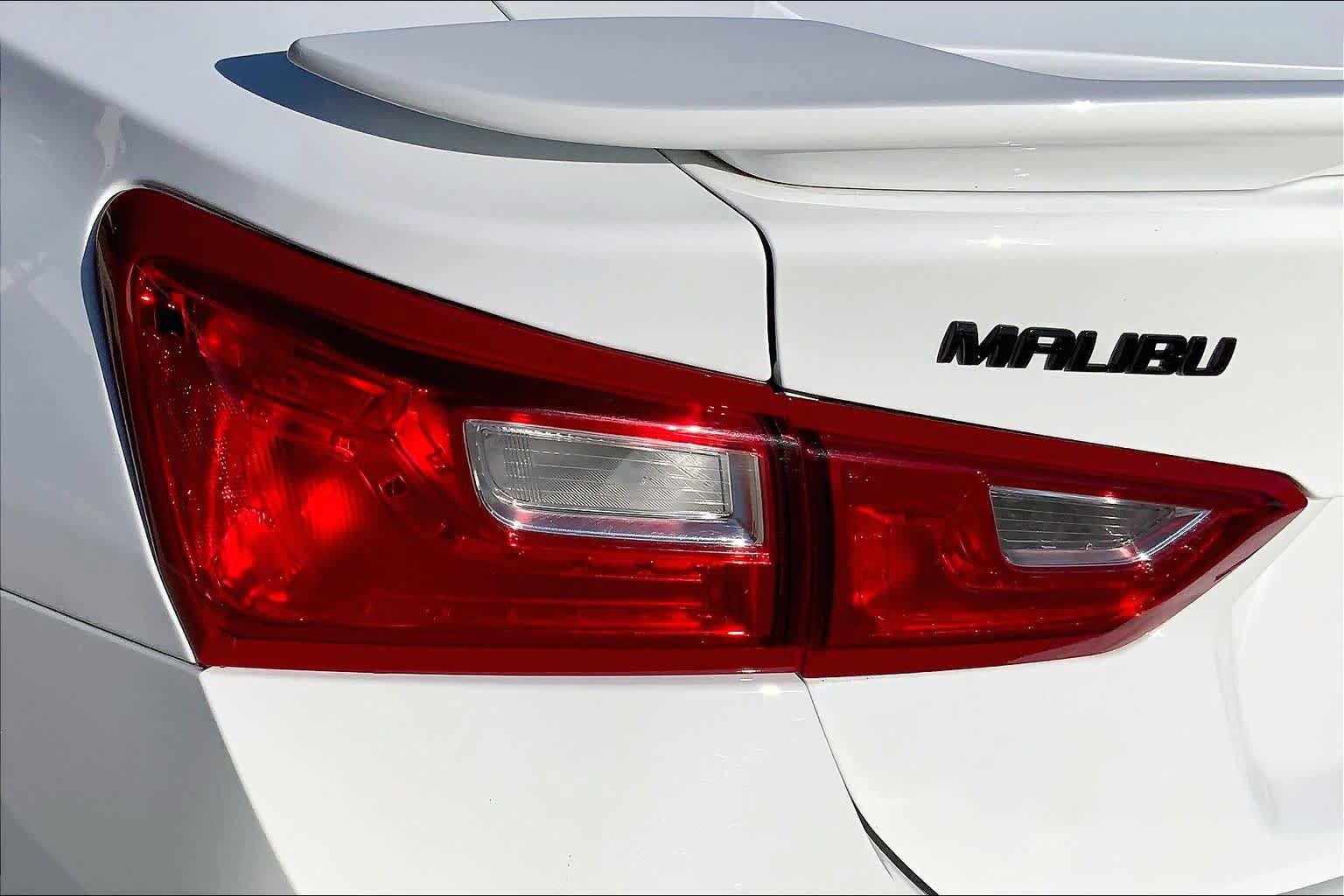 Used 2024 Chevrolet Malibu RS FWD image 25