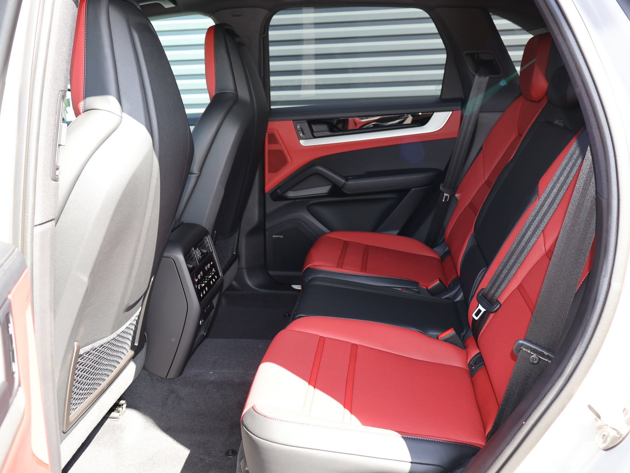 New 2026 Porsche Cayenne S AWD/4WD image 27