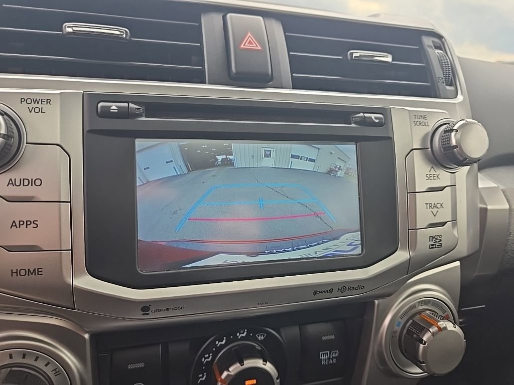 Used 2018 Toyota 4Runner SR5 Premium image 18